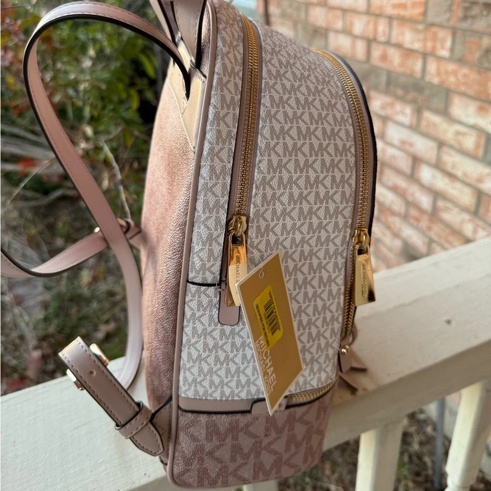 NWT🫦Michael Kors Rhea Zip Medium Color-block Logo Backpack  One Size